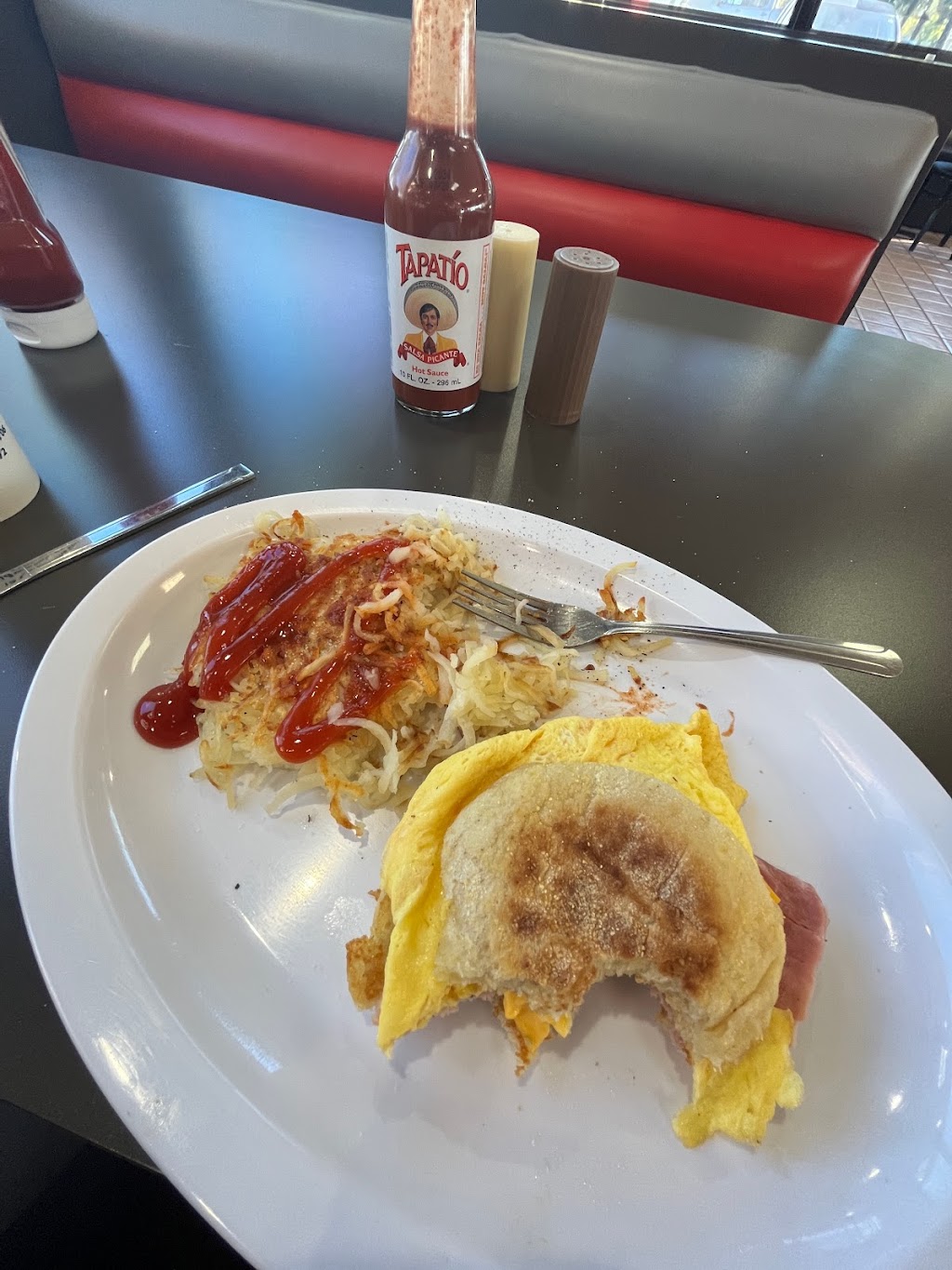 Robs Grill | 13101 Ramona Blvd, Baldwin Park, CA 91706, USA | Phone: (626) 962-7372