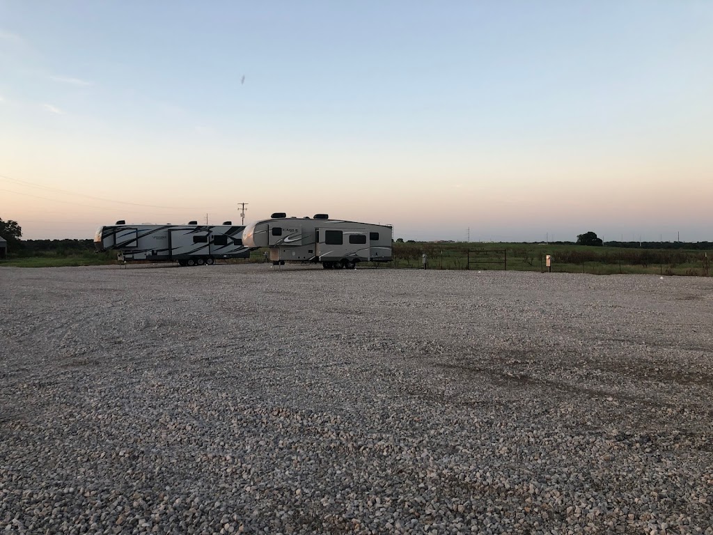 Decatur RV Park | 114 Co Rd 3198, Decatur, TX 76234, USA | Phone: (940) 782-4394