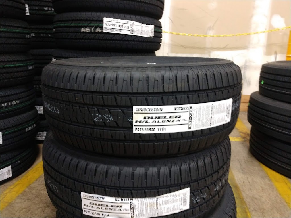 K&M Tire | 30700 Carter St, Solon, OH 44139, USA | Phone: (800) 686-1734