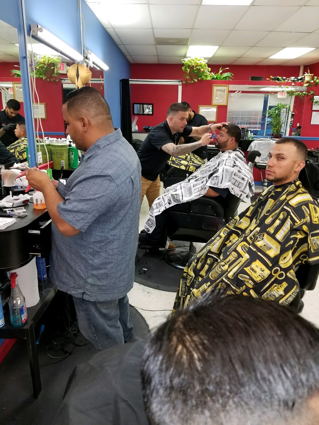 Corte Urbano Barber & Salon | 317 B Chatham Dr, Newport News, VA 23602, USA | Phone: (757) 898-3437