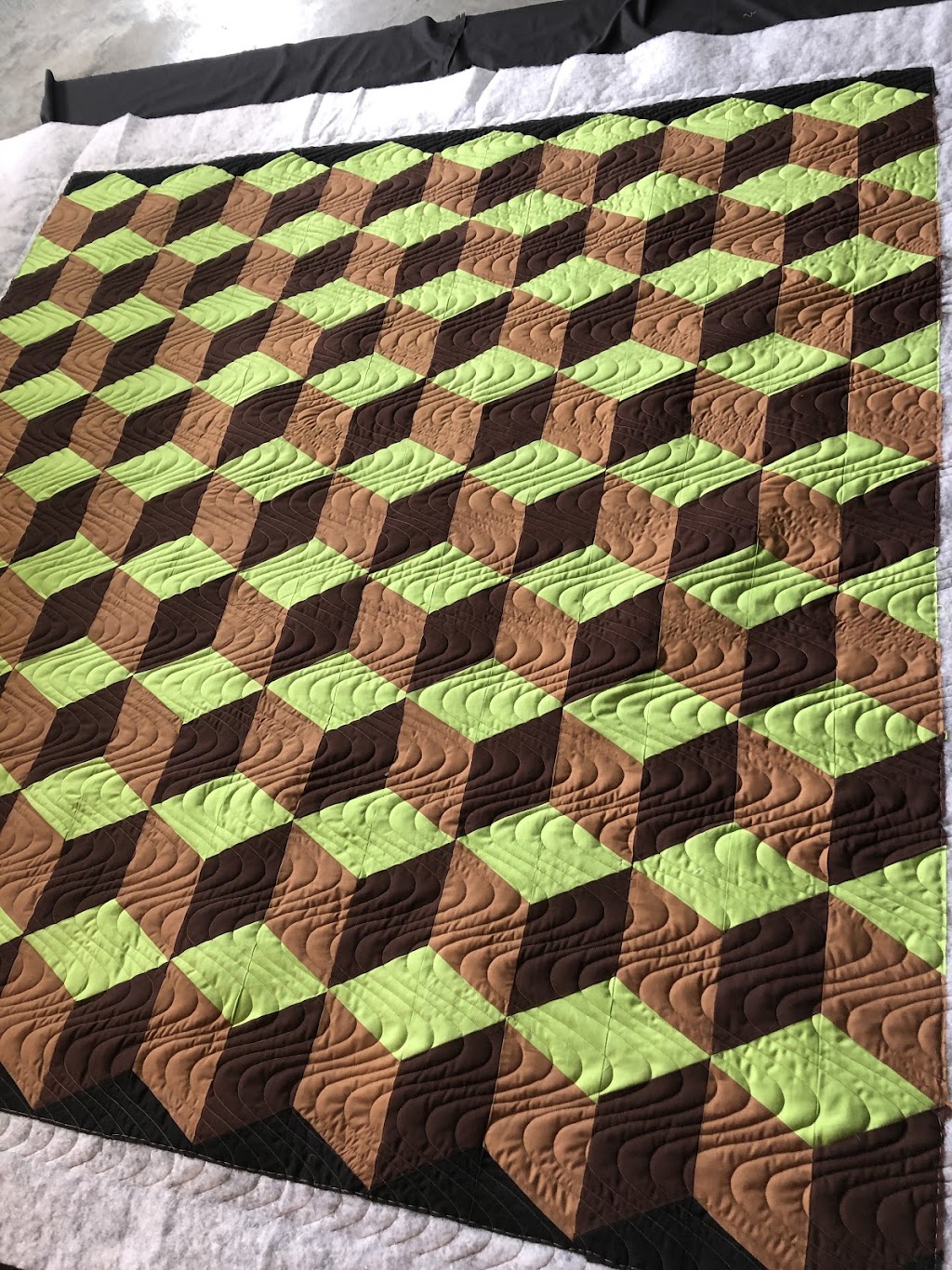 Yellow Brick Road Quilting Studio, LLC | 2726 Montrose Cir, Eudora, KS 66025, USA | Phone: (785) 542-0575