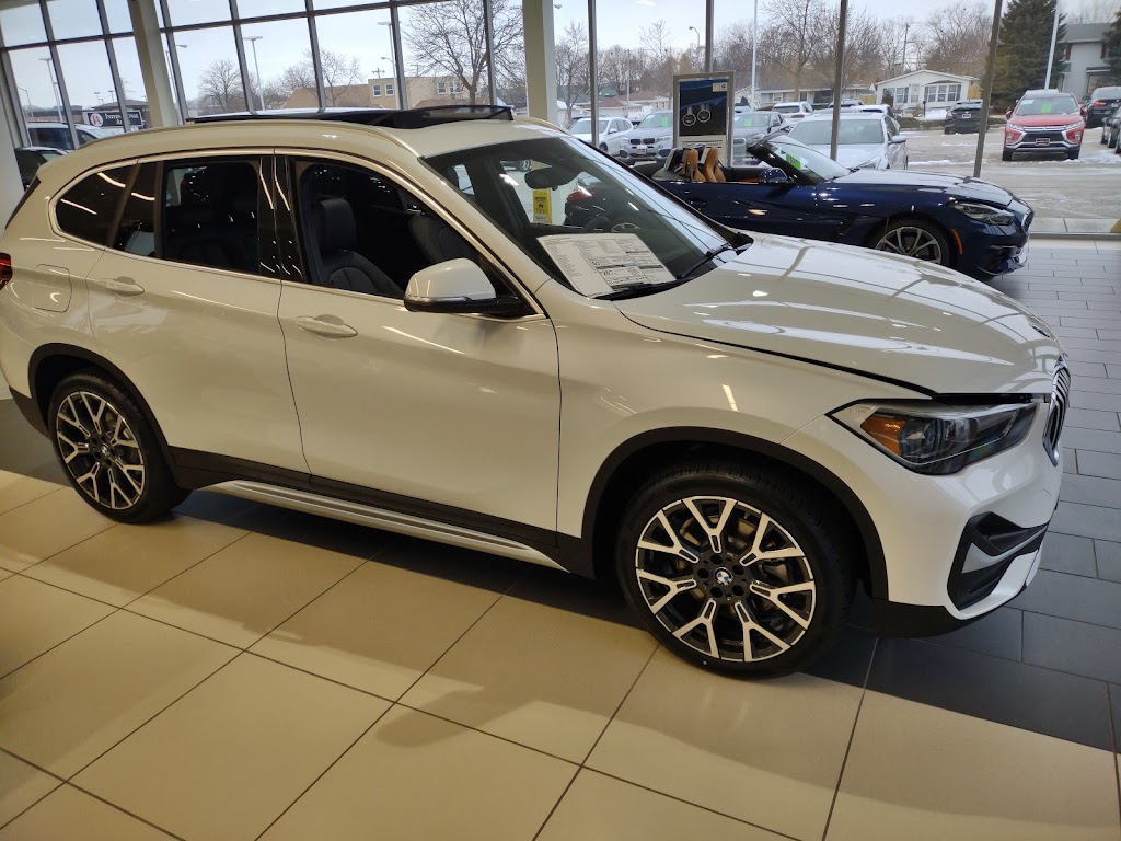 International BMW | 2400 S 108th St, West Allis, WI 53227, USA | Phone: (414) 543-3000