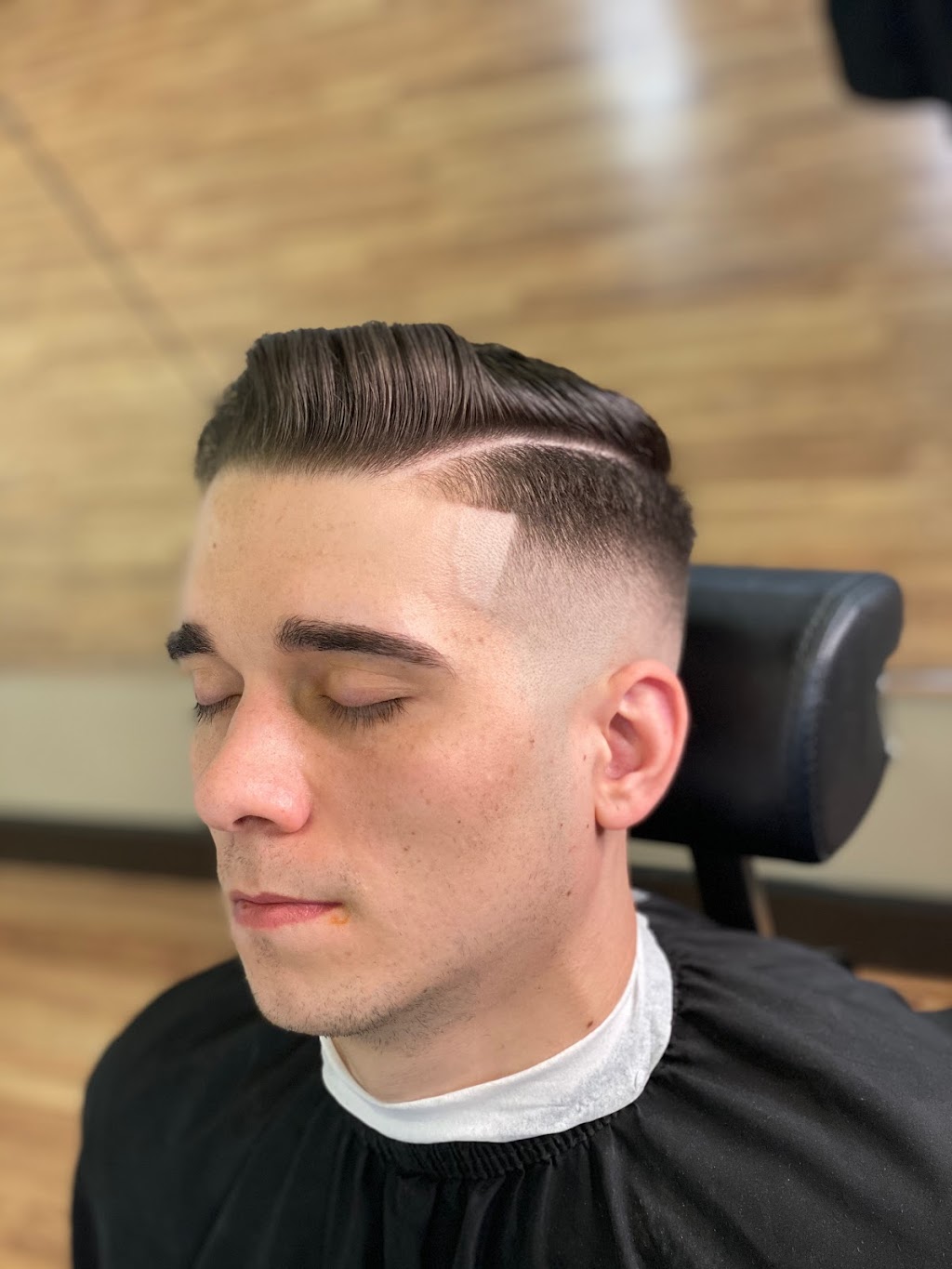 The Barbers Den | 37 Normantown Rd, Romeoville, IL 60446, USA | Phone: (815) 293-6990