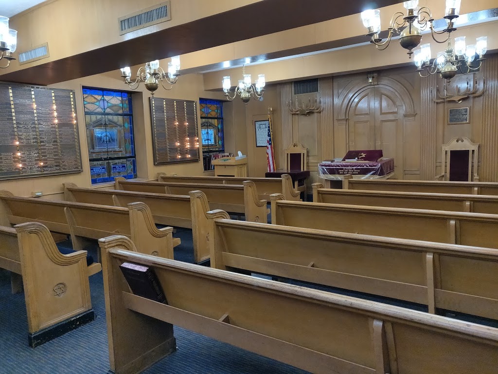 Congregation Beth Sholom | 390 Broadway, Lawrence, NY 11559, USA | Phone: (516) 569-3600