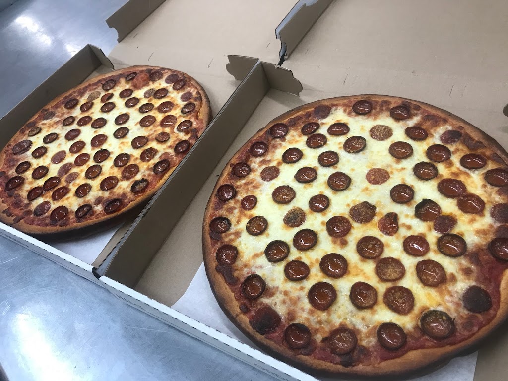 The Pizza Heist | 231 Aurora St, Lancaster, NY 14086, USA | Phone: (716) 681-1111