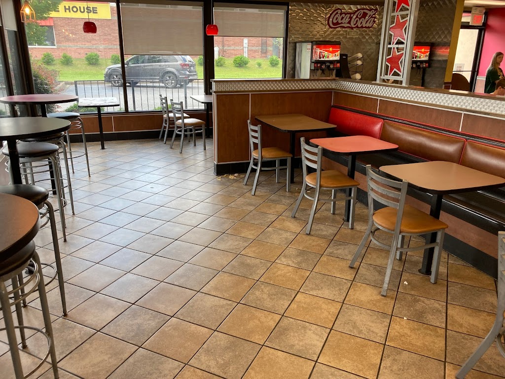 Hardee’s | 519 E Main St, Biscoe, NC 27209, USA | Phone: (910) 428-1121