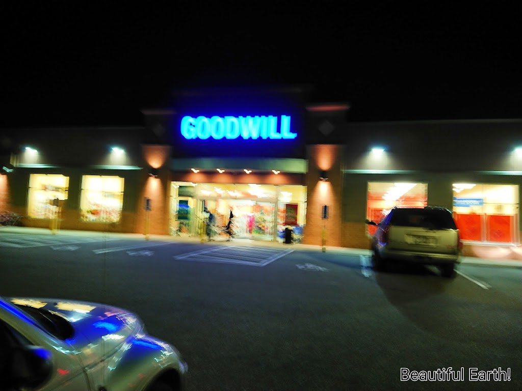 Goodwill - New Richmond | 1475 Hamilton Ave, New Richmond, WI 54017, USA | Phone: (715) 246-0167