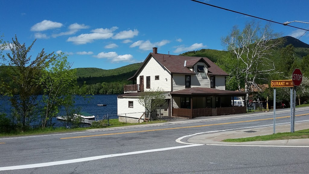 Prospect Point Cottages | 3381 NY-28, Blue Mountain Lake, NY 12812, USA | Phone: (518) 352-7378