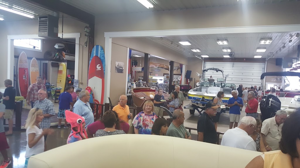 Devils Lake Water Sports | 14581 US-223, Manitou Beach, MI 49253, USA | Phone: (517) 467-4818