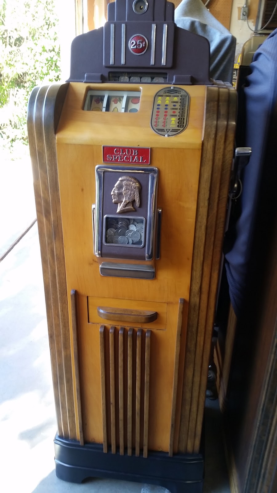 Las Vegas Antique Slot Machine | 4820 W Montara Cir, Las Vegas, NV 89121, USA | Phone: (702) 456-8801