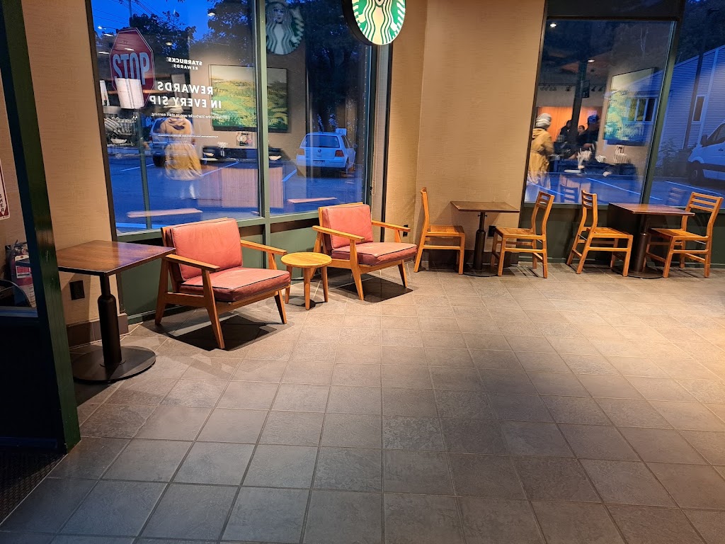 Starbucks | 1 Derby St, Hingham, MA 02043, USA | Phone: (781) 740-8870