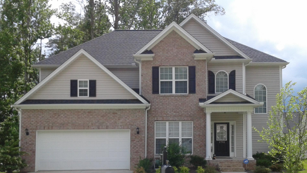 Maree Roofing | 1488 Chimney Rock Dr, Kernersville, NC 27284, USA | Phone: (336) 337-8189