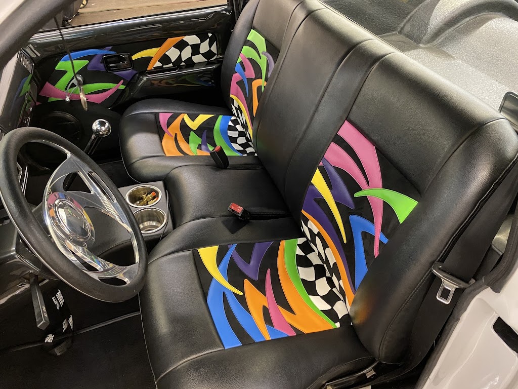 Top Stitch Auto Upholstery | 3101 E 37th St, Minneapolis, MN 55406, USA | Phone: (612) 716-7204