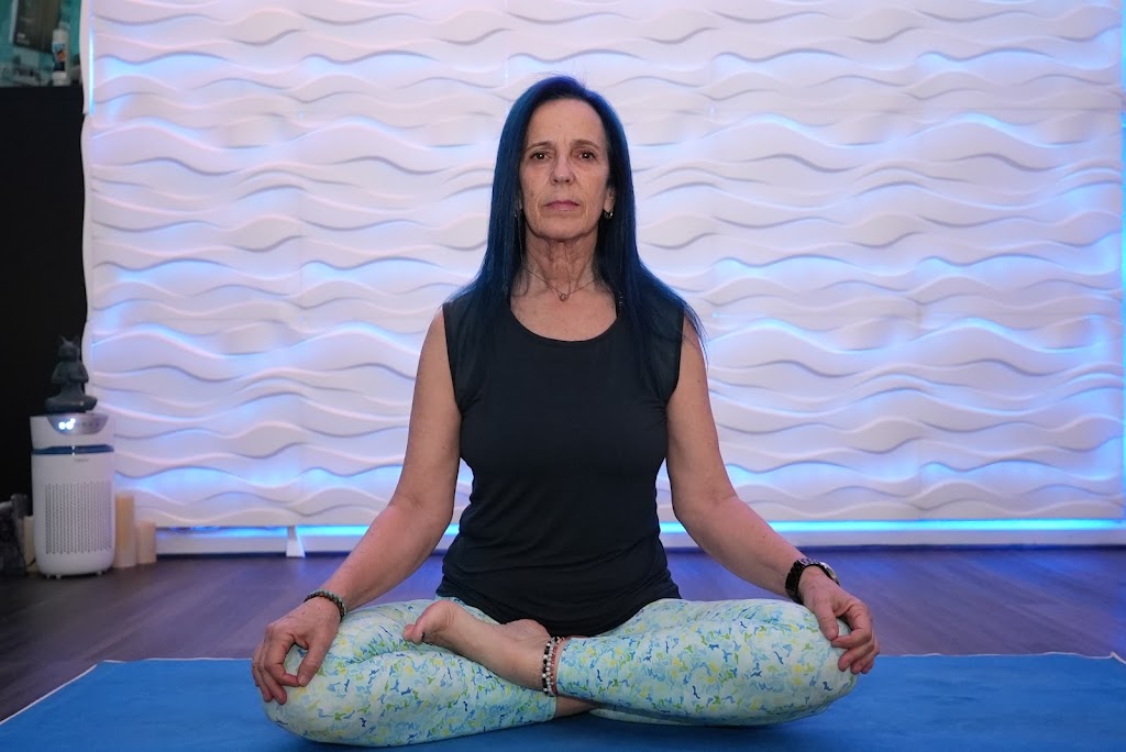 Blue Healer Yoga | 7561 Center Ave Suite 33, Huntington Beach, CA 92647, USA | Phone: (714) 317-2120