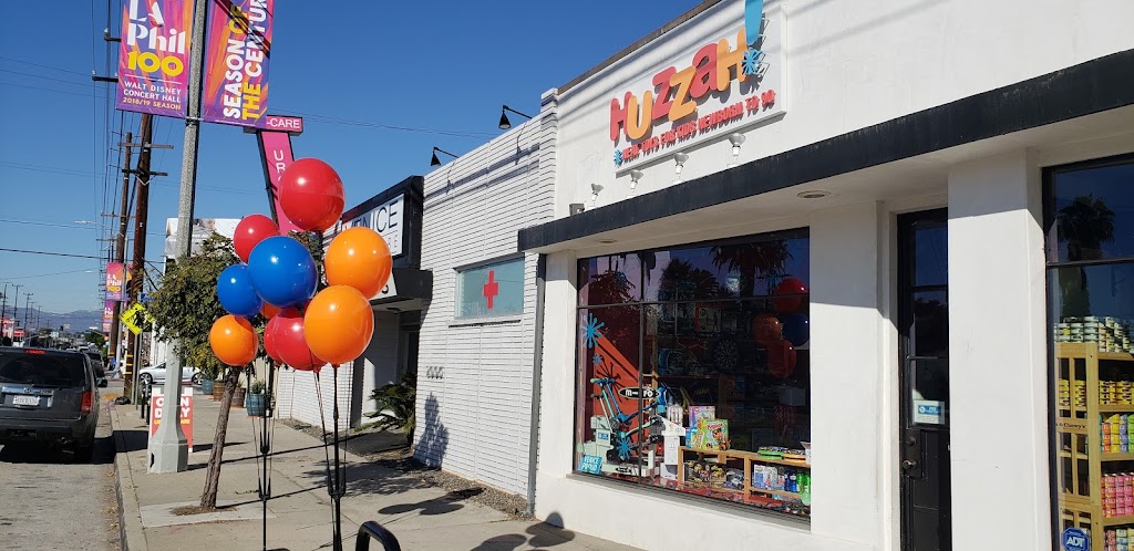 Huzzah! Toys | 2122 Lincoln Blvd, Venice, CA 90291, USA | Phone: (310) 452-2900