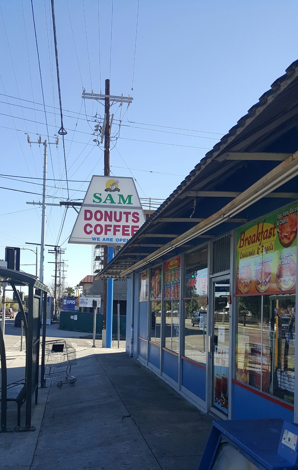 Sams Donuts & Coffee | 12431 San Fernando Rd, Sylmar, CA 91342, USA | Phone: (818) 364-2894