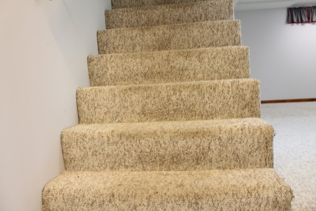 Extreme Professional Carpet and Upholstery Cleaning | 900 Lockmead Ct, Pataskala, OH 43062 | Phone: (614) 895-0903