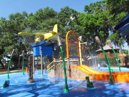 Tavares Splash Pad | At Wooton Park, 306 E Ruby St, Tavares, FL 32778, USA | Phone: (352) 742-6267