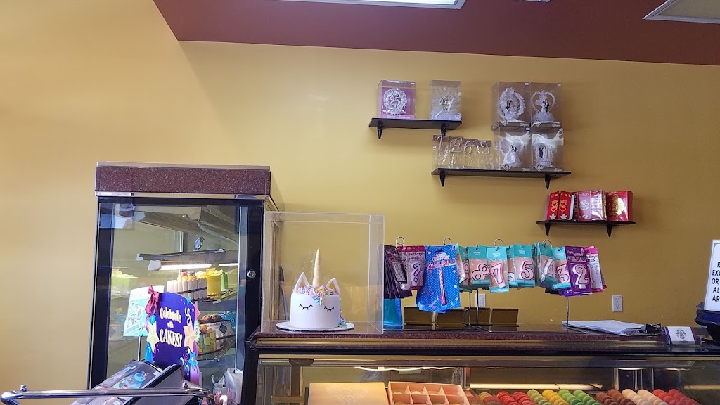 Diamond Bakery | 927 E Las Tunas Dr G, San Gabriel, CA 91776, USA | Phone: (626) 287-2876