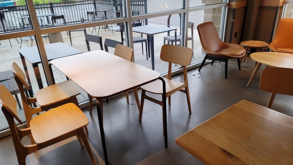 Starbucks | 636 Corwin Nixon Blvd, South Lebanon, OH 45065, USA | Phone: (513) 808-8928