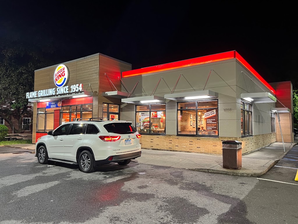 Burger King | 1058 High Ridge Rd, Stamford, CT 06905, USA | Phone: (203) 461-9565
