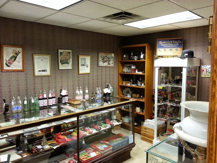 Antiques on 5th | 109 E 5th St, Auburn, IN 46706, USA | Phone: (260) 333-0586