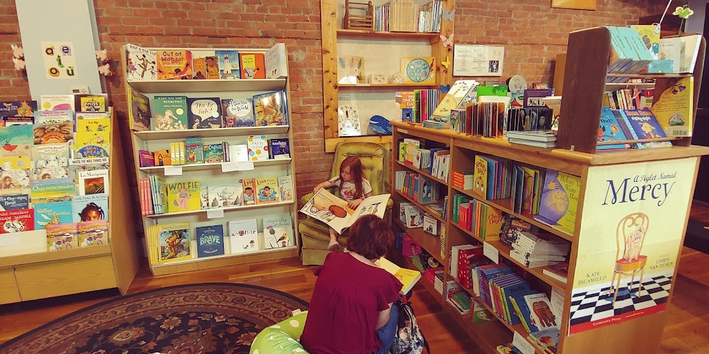 Hipocampo Childrens Books | 638 South Ave, Rochester, NY 14620, USA | Phone: (585) 461-0161