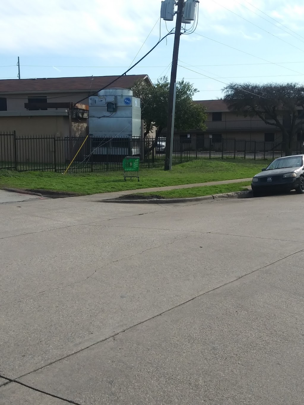 Westmoreland Park | 3601 W Illinois Ave, Dallas, TX 75211, USA | Phone: (214) 670-4100