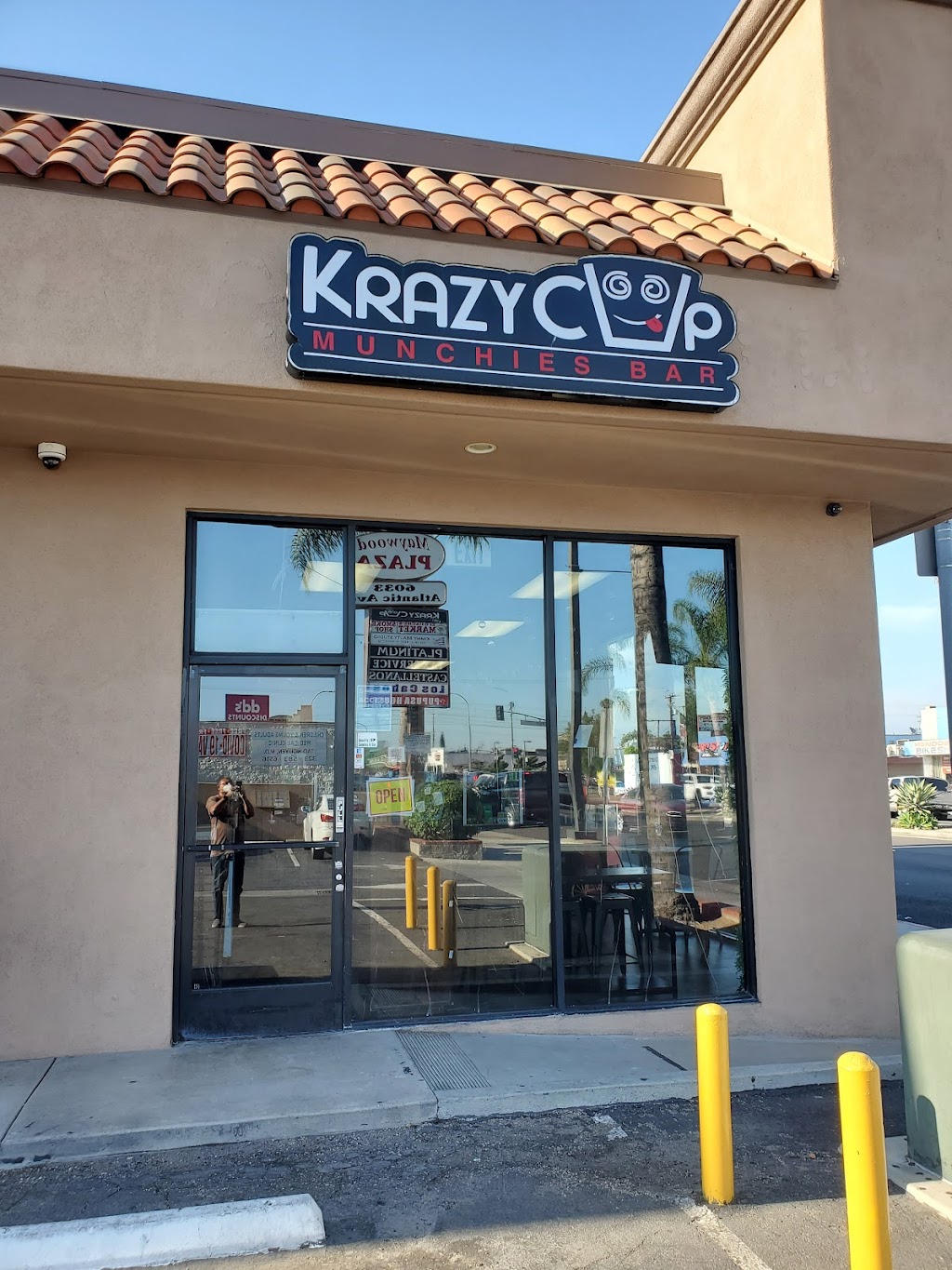 Krazy Cup Munchies Bar | 6033 Atlantic Blvd, Maywood, CA 90270, USA | Phone: (323) 749-5528