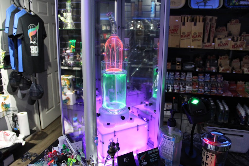 The CBD Glass Frontier | 2201 E Palmer-Wasilla Hwy #1, Wasilla, AK 99654, USA | Phone: (907) 376-5277