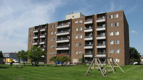 Leamington Heights Apartments | 400 Oak St E, Leamington, ON N8H 4W7, Canada | Phone: (519) 324-9610