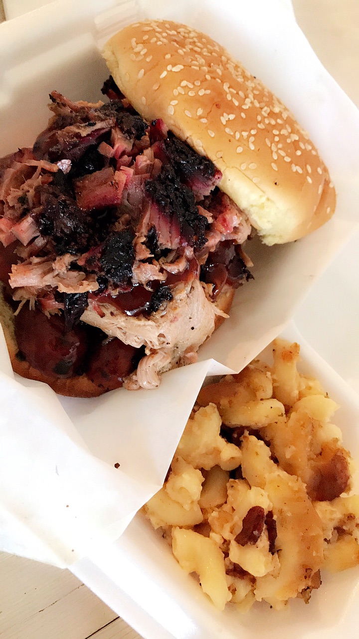 Down South Texas BBQ | 1716 W Howard Ln, Austin, TX 78728, USA | Phone: (512) 652-8560