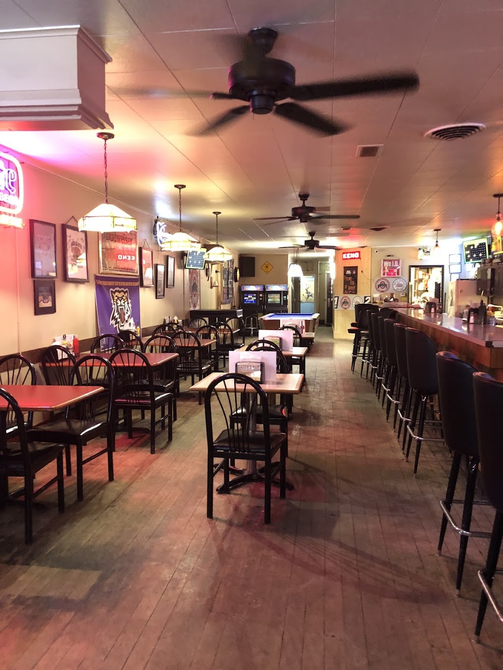 Sagers Bar and Grill | 140 N Wilhelm St, Holgate, OH 43527, USA | Phone: (419) 264-3821