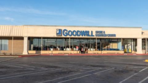 Goodwill Thrift Store & Donation Center | 4605 NW 23rd St Ste 200, Oklahoma City, OK 73127, USA | Phone: (405) 602-0326