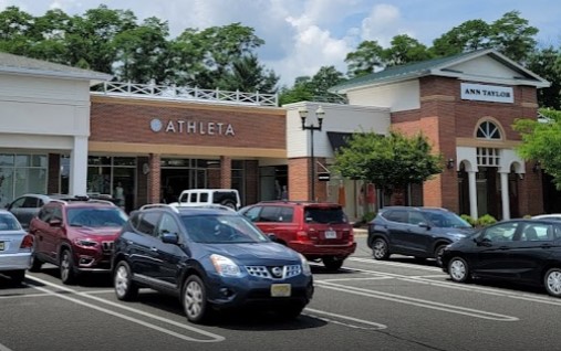 Athleta | 290 US-206, Chester, NJ 07930, USA | Phone: (908) 430-0370