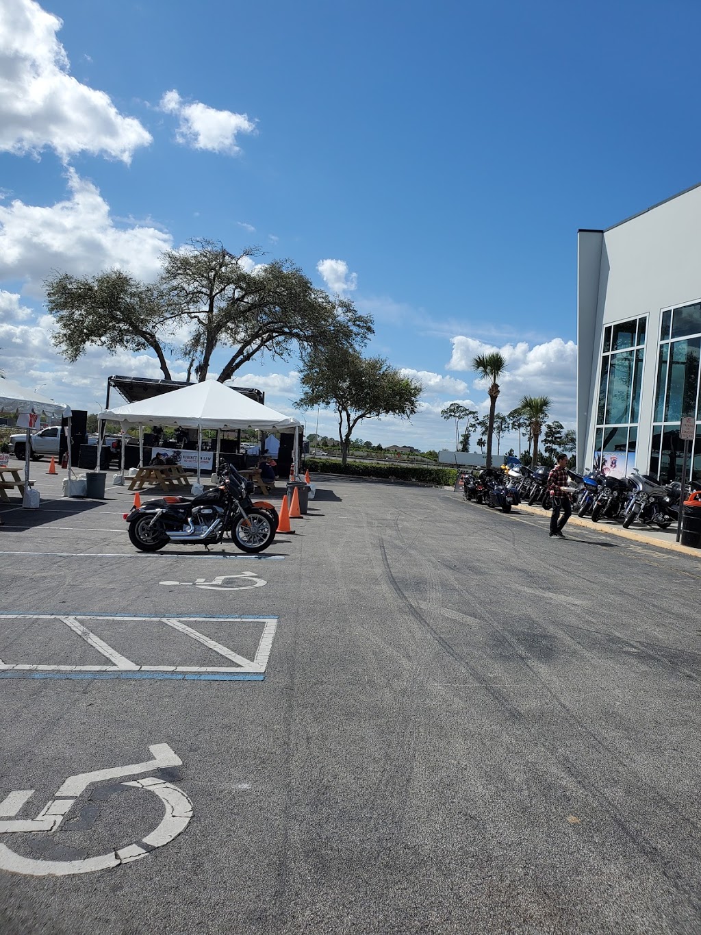 Seminole Harley-Davidson Service Department | 620 Hickman Cir, Sanford, FL 32771 | Phone: (407) 328-1212