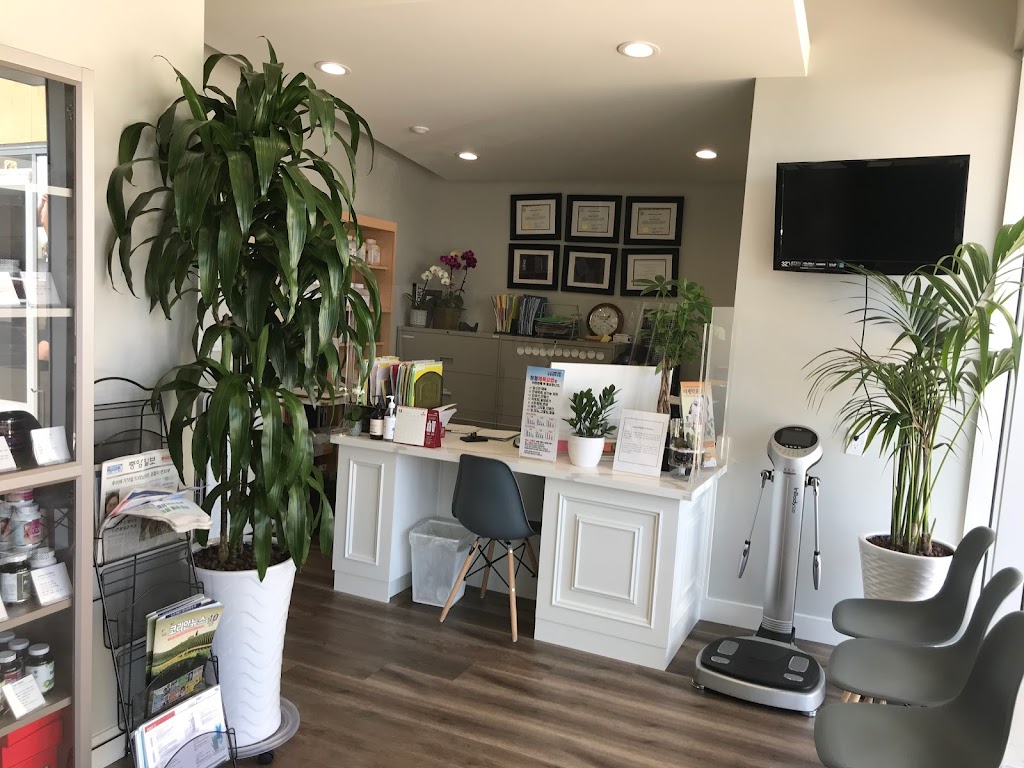 Sarang Acupuncture Clinic | 18765 Colima Rd, Rowland Heights, CA 91748, USA | Phone: (626) 810-1420