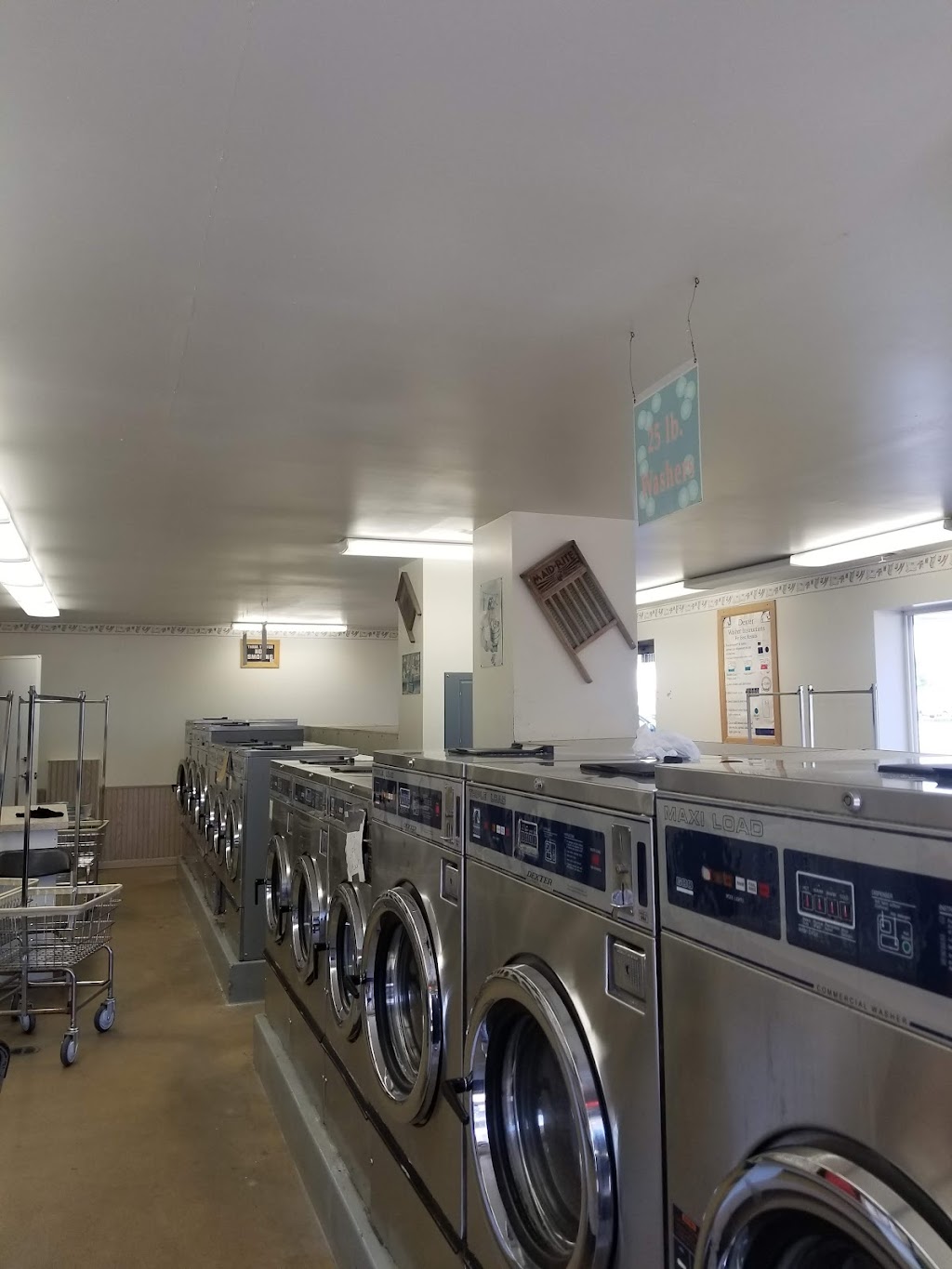 C Js Linen Services & Laundromat | 11135 61st St NE A, Albertville, MN 55301, USA | Phone: (763) 497-8688