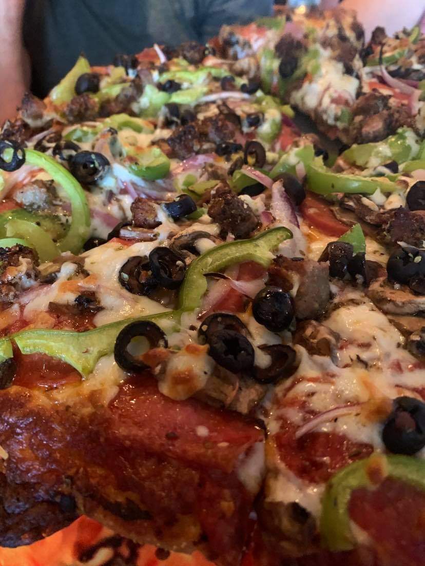 Vinos pizza | 3228 N Carson St, Carson City, NV 89706, USA | Phone: (775) 887-7437