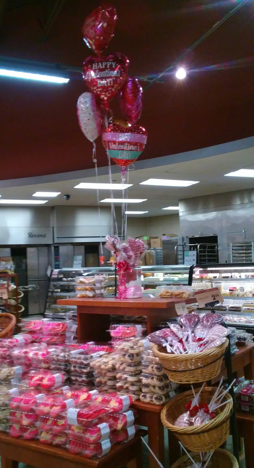 Giant Eagle Bakery | 1201 Mentor Ave, Painesville, OH 44077, USA | Phone: (440) 358-1300