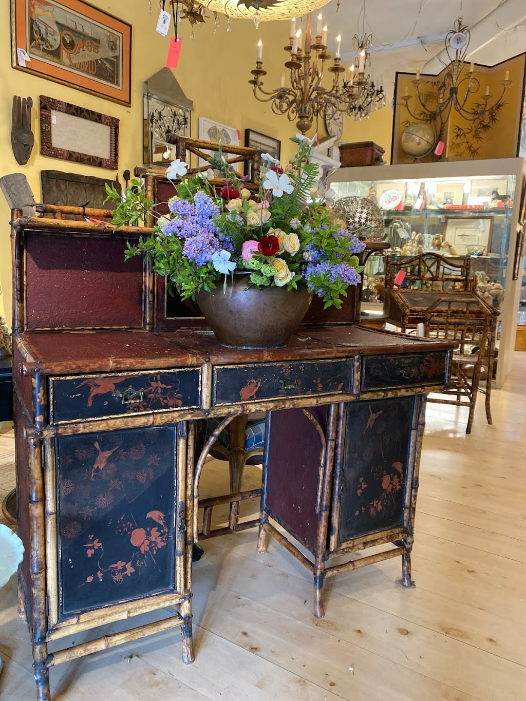 Chelsea Antiques | 148 Petaluma Blvd N, Petaluma, CA 94952, USA | Phone: (707) 763-7686