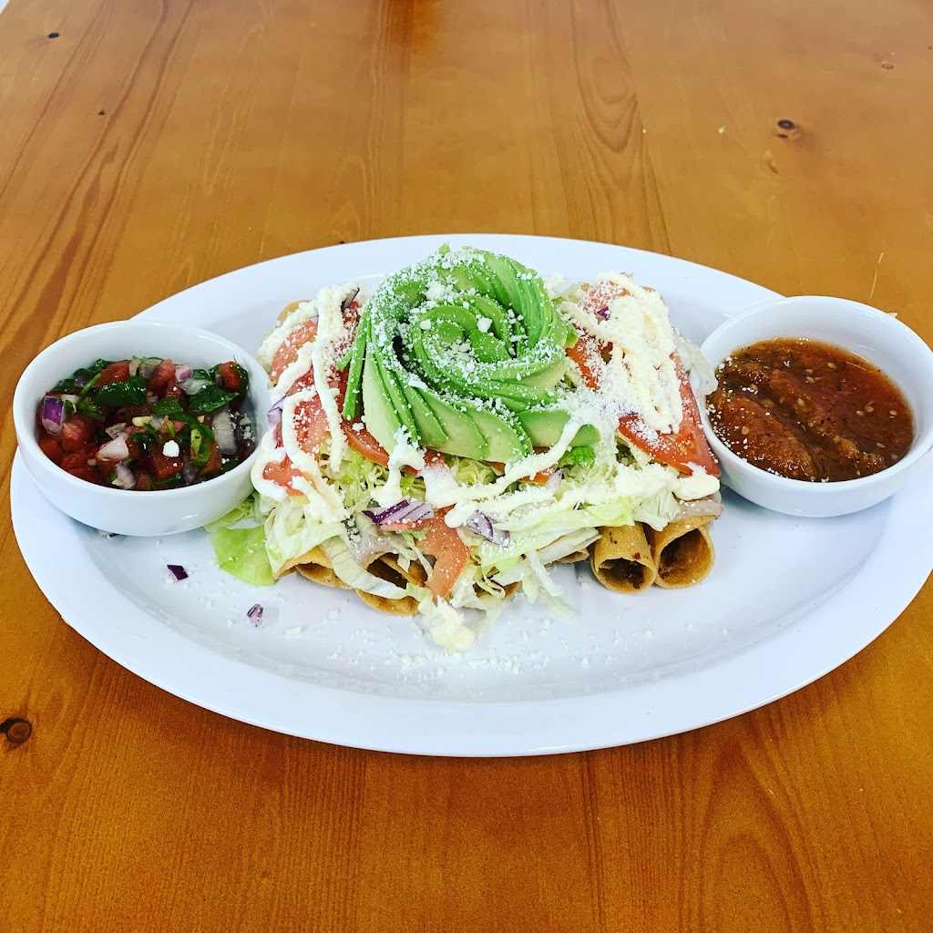 Luna Mexican Grill | 491 Boulevard, Kenilworth, NJ 07033, USA | Phone: (908) 623-6265