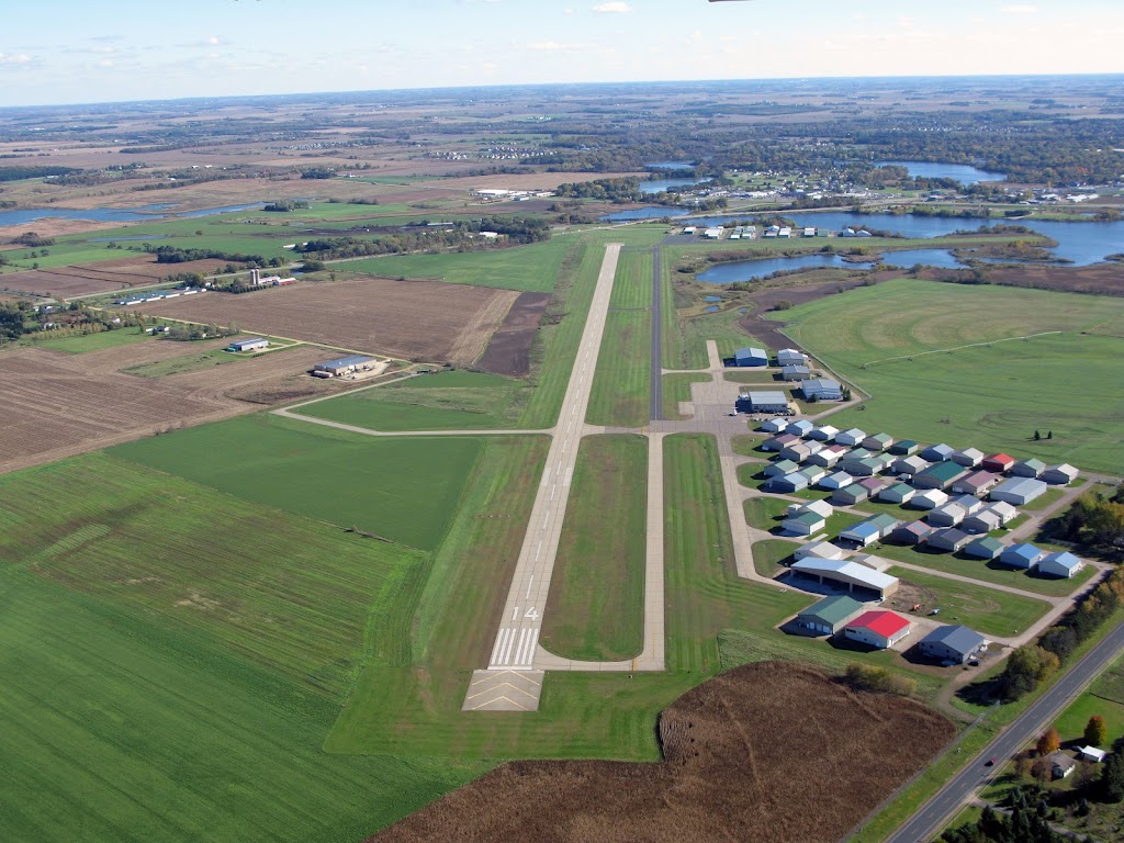 East Metro Jet Center | 625 W Hanger Rd #11-12, New Richmond, WI 54017, USA | Phone: (715) 246-5338