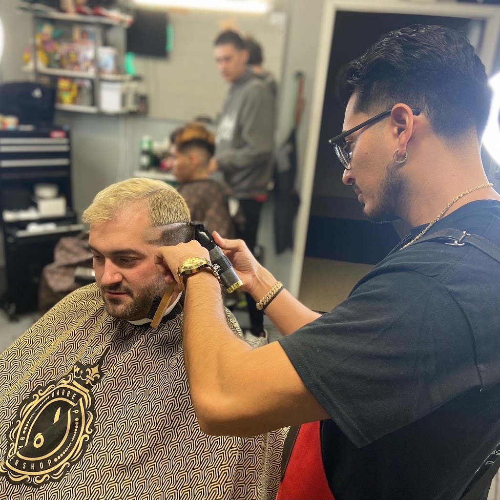 Cruz Cutz Barbershop | 8806 Kennedy Ave, Highland, IN 46322, USA | Phone: (219) 513-9216