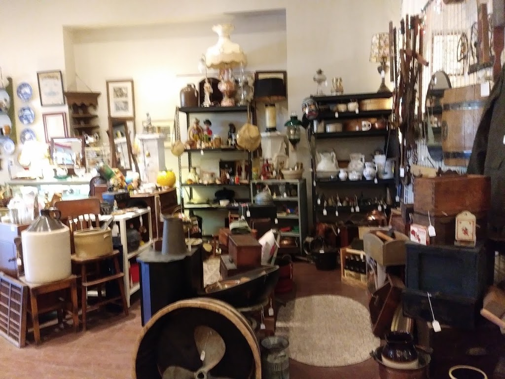Rusty Relics Vintage & Antiques | 3779 S Ortonville Rd, City of the Village of Clarkston, MI 48348, USA | Phone: (810) 513-0039
