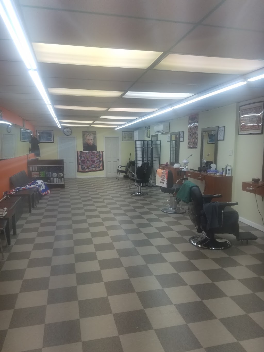 Moon Barber Shop | 291 N Central Ave, Valley Stream, NY 11580, USA | Phone: (646) 643-8191