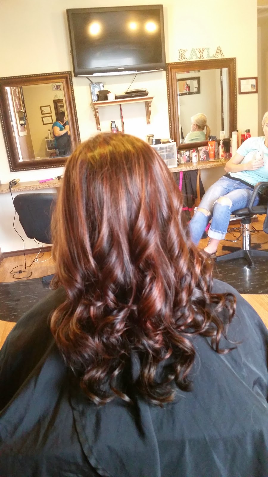 Texas Clips | 106 Front St, Weatherford, TX 76086, USA | Phone: (817) 757-4390