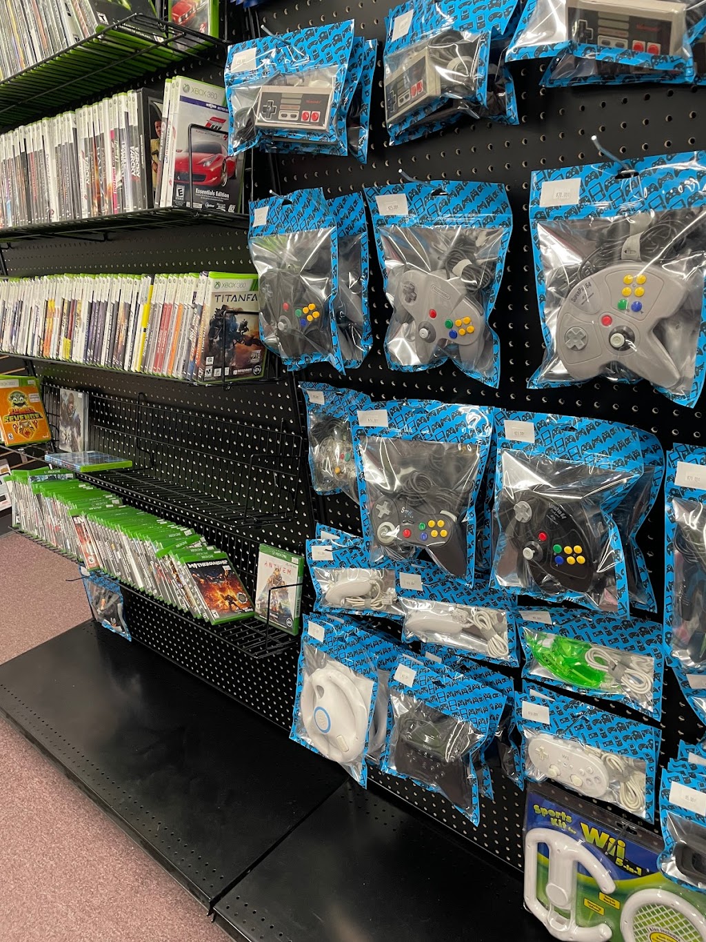 Utopia Games and Collectibles | 2023 Tully Rd, Modesto, CA 95350, USA | Phone: (209) 526-7184