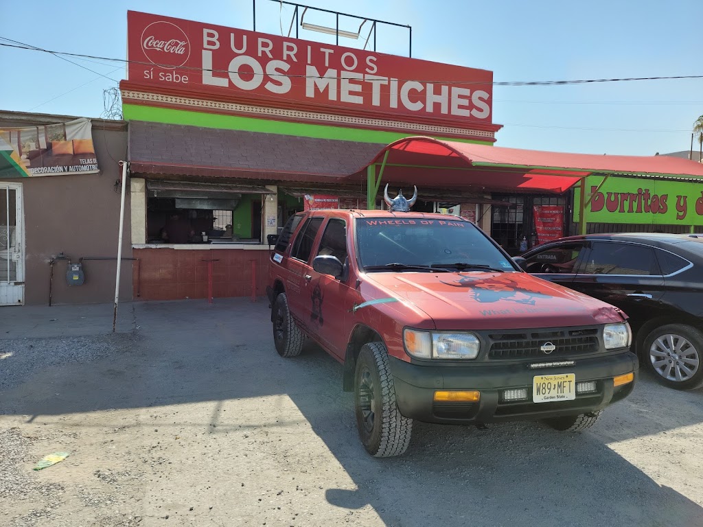 Burritos Los Metiches | Av de la Raza 5846, Mascareñas, 32340 Cd Juárez, Chih., Mexico | Phone: 656 694 2825