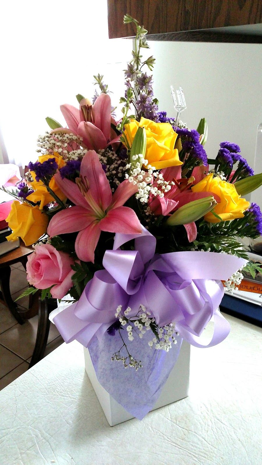 Tuthills Floral Peddler | 7574 Lakeshore Blvd, Mentor, OH 44060, USA | Phone: (440) 257-2215